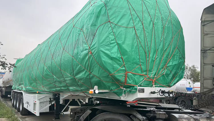 Oil Tanker Semi Trailer for Sale in Saudi Arabia