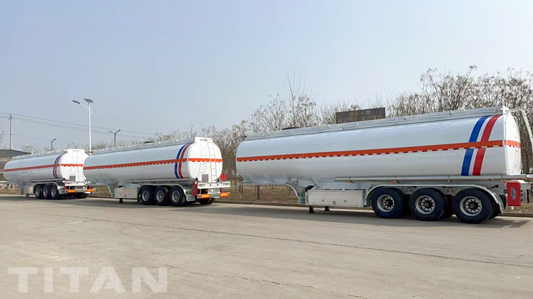 Diesel Fuel Tanker Trailer for Sale in Saudi Arabia