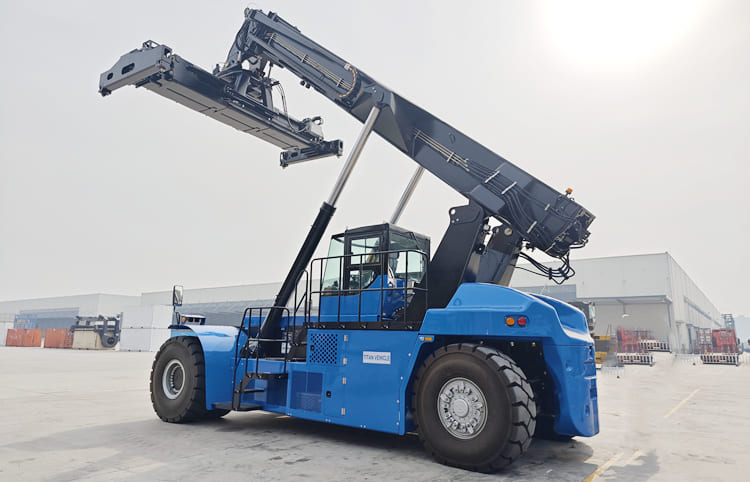Reach Stacker Truck for Sale in Saudi Arabia