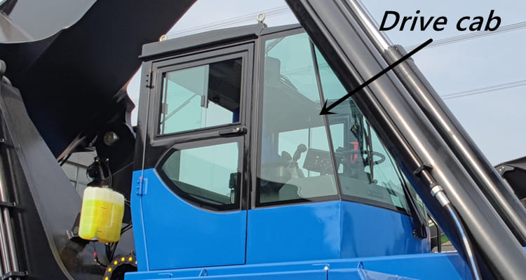 Reach Stacker Truck for Sale in Saudi Arabia