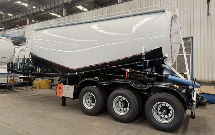 Bulk Cement Trailer for Sale in Saudi Arabia