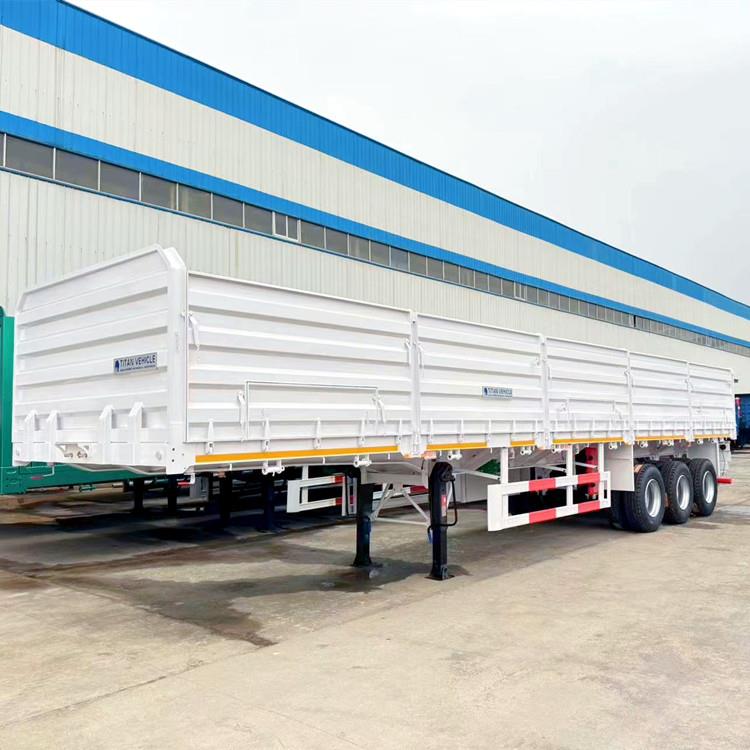 Trailer with Side Walls
